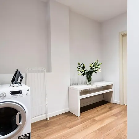 Apartment Via Valverde 4